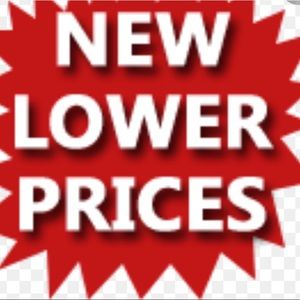 Check out our closet! Make offers! ‼️